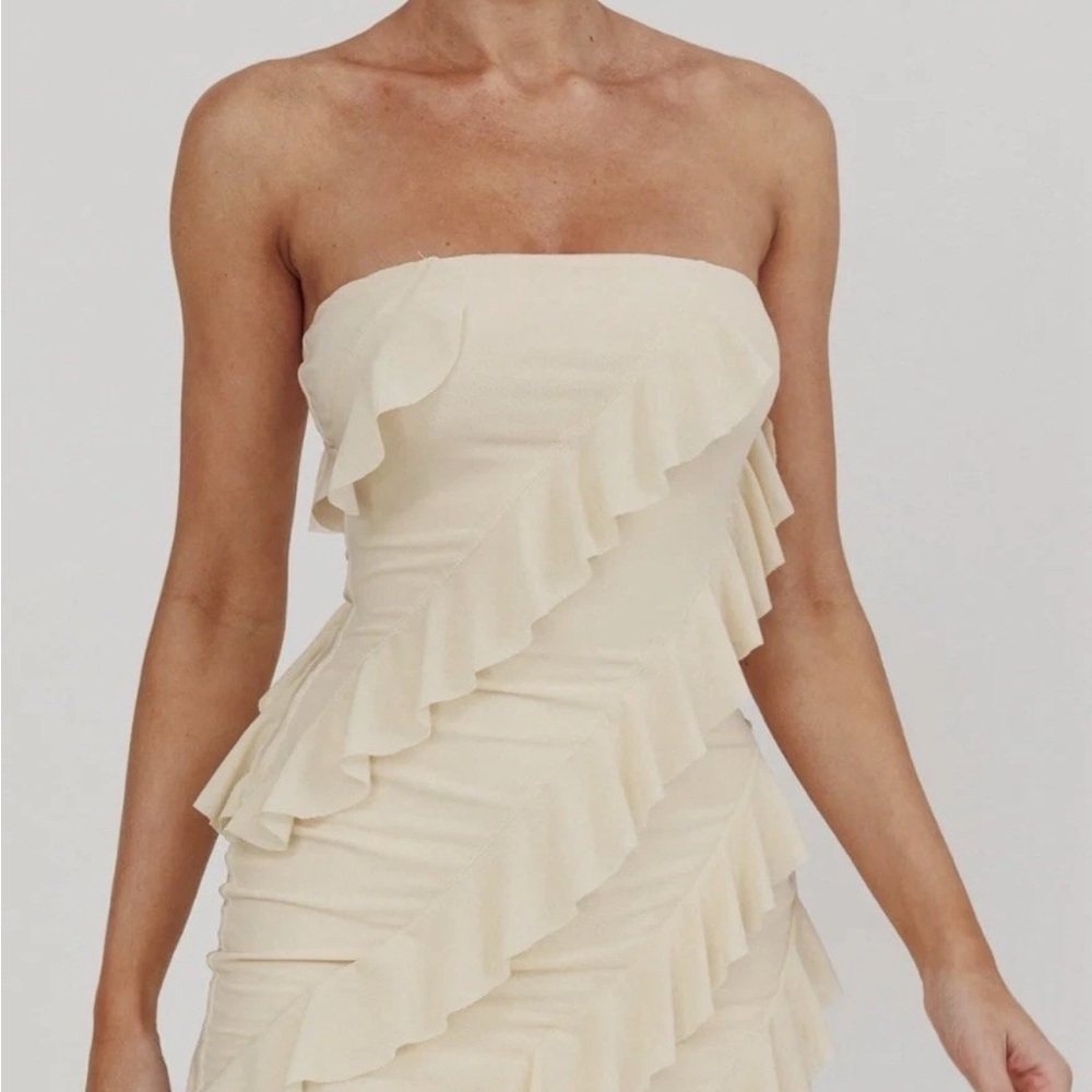 Selfie Leslie Cream Strapless Ruffle Mini Dress